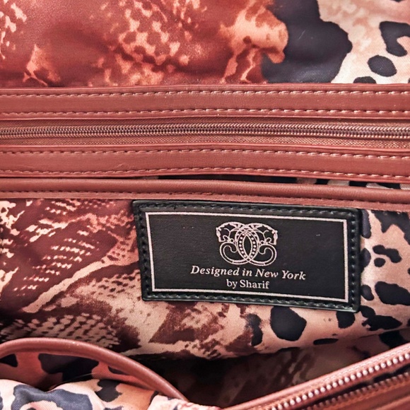 SATCHEL, LEATHER, BLUE WITH MULTICOLOUR FLORAL, TOP DOUBLE ZIP CLOSURE, TWO - Picture 13 of 16